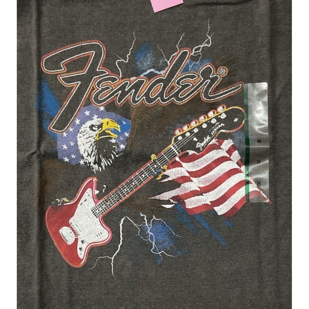 Fender Guitar Brand Gray T-shirt Men’s Medium USA Flag Patriotic Themed